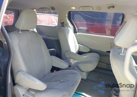 2012 Toyota Sienna Base V6 7 Passenger из США, поврежденный, VIN 5TDZK3DC4CS209850